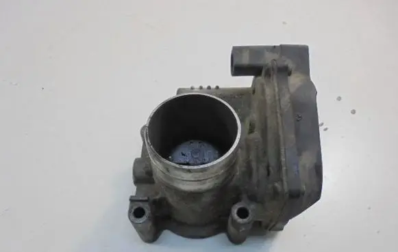 Skoda Fabia Mk2 (5J) Electric throttle body valve 03D133062E