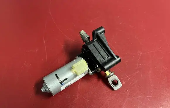 BMW X3 G01 Seat adjustment motor P12684603 20200610