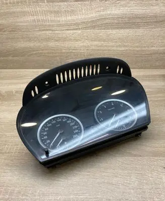 BMW 5 E60 E61 Speedometer (instrument cluster) 6974568 6952897