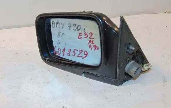 BMW 7 E32 Front door electric wing mirror 51161964139
