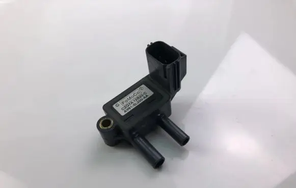 Ford Focus Tire pressure sensor AV615L200AA