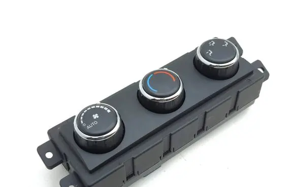 Chrysler Grand Voyager V Climate control unit 55111812AD CEHA00 0705080002361