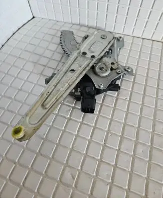 Subaru XV I Rear door manual window regulator 