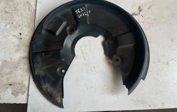 Seat Exeo (3R) Rear brake disc plate dust cover 8E0615611J