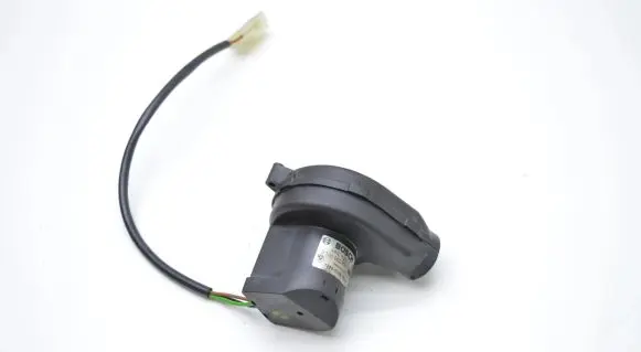 BMW 5 E39 Engine control unit/module fan 0130002831 14708327