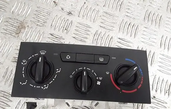 Peugeot Expert Climate control unit 170740100