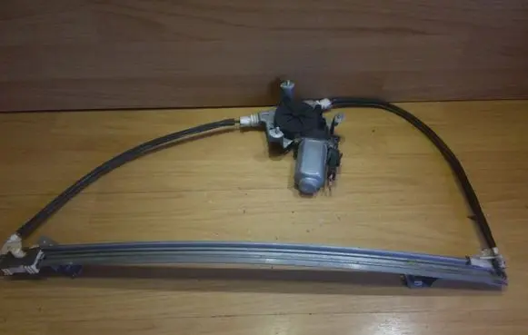 Renault Scenic I Front door window regulator with motor 114144