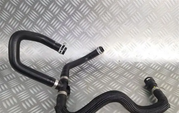 Ford Kuga III Engine coolant pipe/hose LX618B550HPD