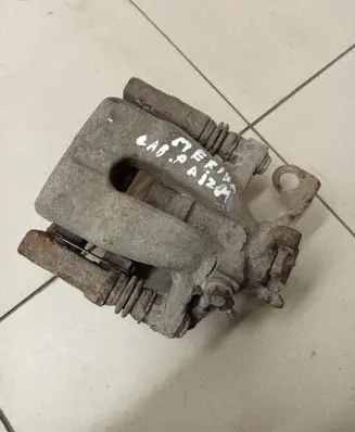 Opel Meriva A Rear brake caliper