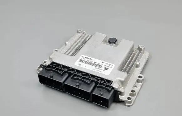 Dacia Sandero Engine control unit/module 0281032811 237106319R 237107632R