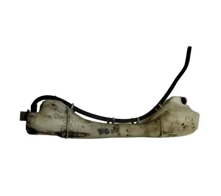 Honda CR-V Windshield washer fluid reservoir/tank