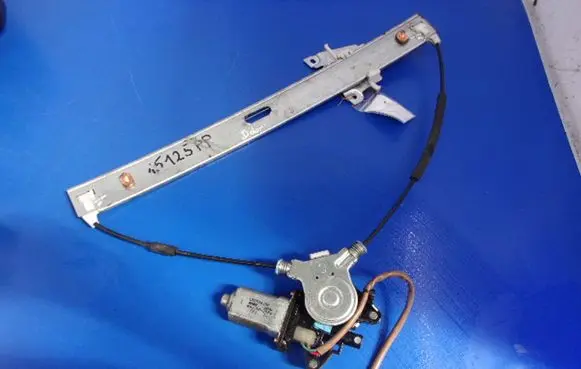 Mazda Premacy Front door window regulator with motor 862100-3883