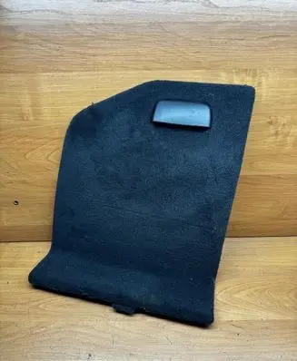 Trunk/boot lower side trim panel