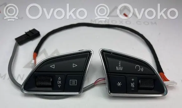 Audi A3 S3 8V Steering wheel buttons/switches 8U0951523G
