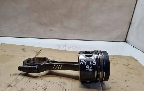 Audi A4 S4 B6 8E 8H Piston with connecting rod 79L79