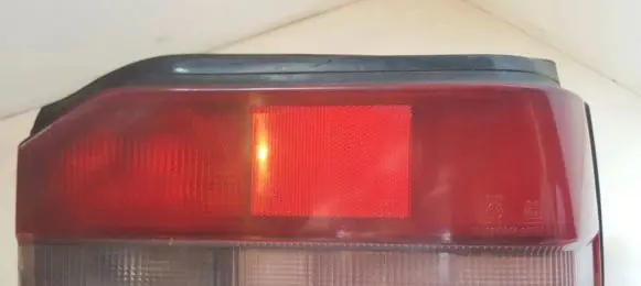 Mazda 323 Rear/tail lights 0437868F