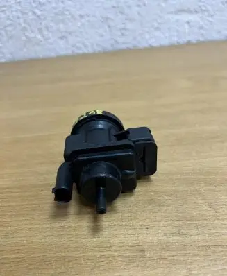 Mercedes-Benz A W168 EGR valve A0005450427 D7218