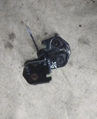 Ford Kuga I Rear door lock loop/hook striker 3M51R21982BF