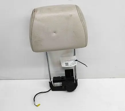 Mercedes-Benz CLS C218 X218 Front seat headrest A2189700080