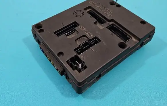 Renault Scenic I Central body control module 8200029342B IMPRK1378245