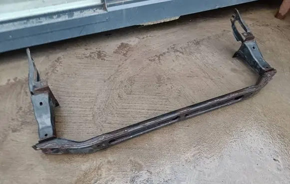 Volvo XC60 Bottom radiator support slam panel 