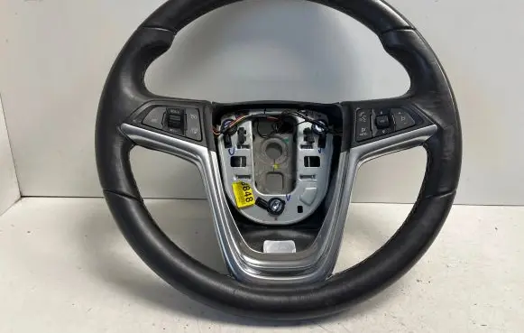 Opel Mokka Steering wheel