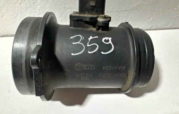 Audi A6 S6 C6 4F Mass air flow meter PBTGF40 DS0JAPA