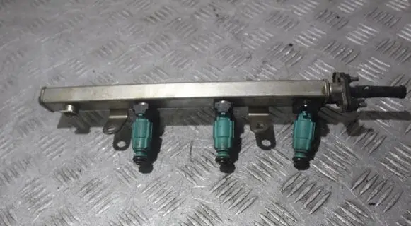 Hyundai i20 (PB PBT) Fuel main line pipe