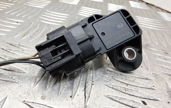 Ford Focus Air pressure sensor 0261230281 BV619F479AA