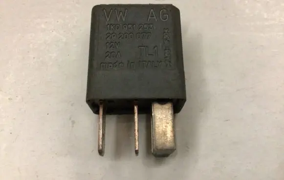 Skoda Octavia Mk2 (1Z) Other relay 1K0951253 449