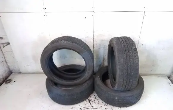 Opel Astra J R17 summer tire 