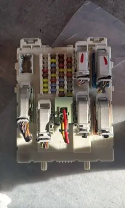 Ford C-MAX II Central body control module DV6T14A073