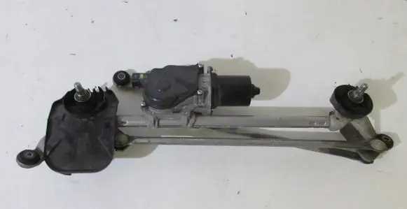 Infiniti Q50 Front wiper linkage and motor
