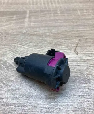 Audi A6 S6 C6 4F Brake pedal sensor switch 4F0945459B 14699962