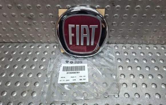 Fiat 500 Manufacturer badge logo/emblem S25099445 735456781