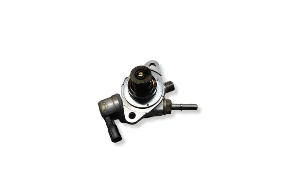 Nissan Juke I F15 Fuel injection high pressure pump 8201146431