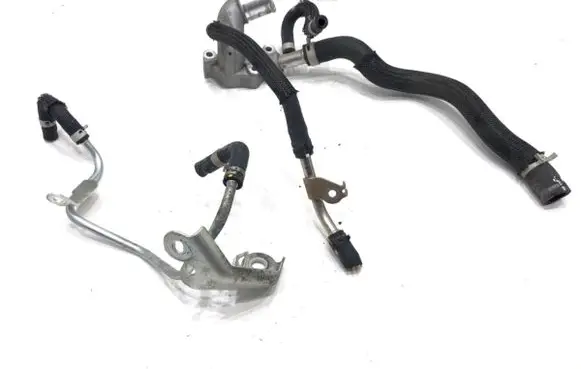 Toyota Camry VIII XV70 Engine coolant pipe/hose