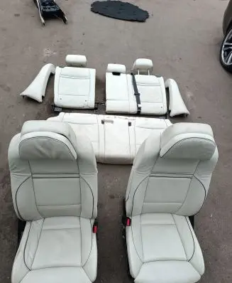 Seat set