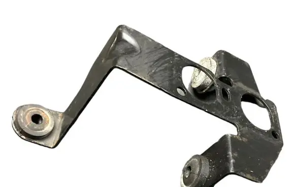 Ford Focus ABS pump bracket AV612B389AB