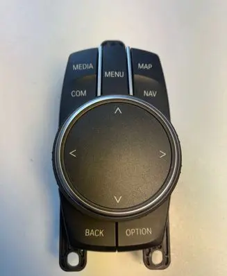 Head unit multimedia control