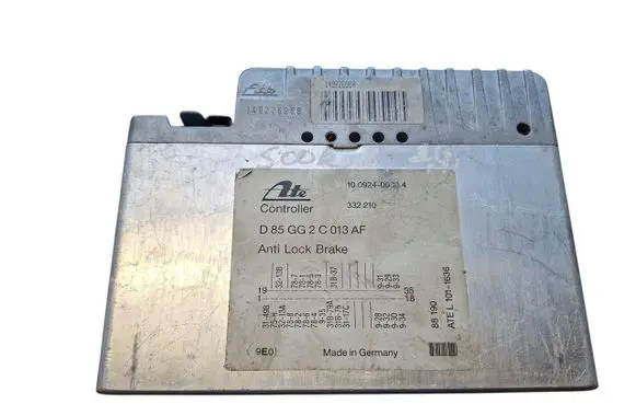 Ford Scorpio ABS control unit/module D85GG2C013AF 10092400304 332210