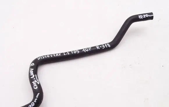 Land Rover Discovery Engine coolant pipe/hose
