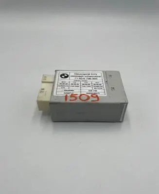 BMW X3 F25 Tow bar relay 6796905 0000026975 506709