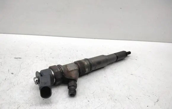 BMW 3 E90 E91 Fuel injector 7794435 0445110209