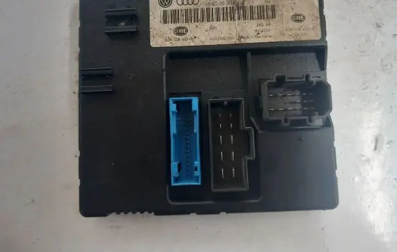 Audi A8 S8 D3 4E Comfort/convenience module 4E0907289 4E0910289A 5DK00843205
