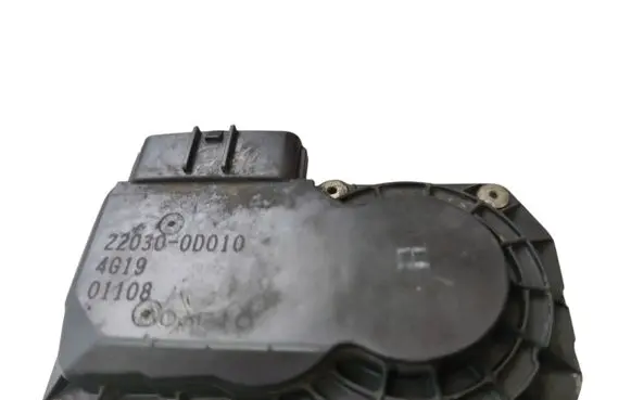 Toyota Avensis T220 Throttle valve