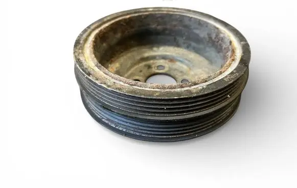 Volkswagen PASSAT B5.5 Crankshaft pulley 03G105243B