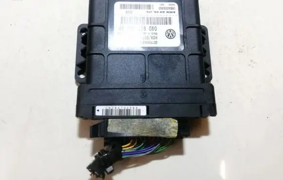 Volkswagen Touareg I Gearbox control unit/module 09d927750bp unba008483