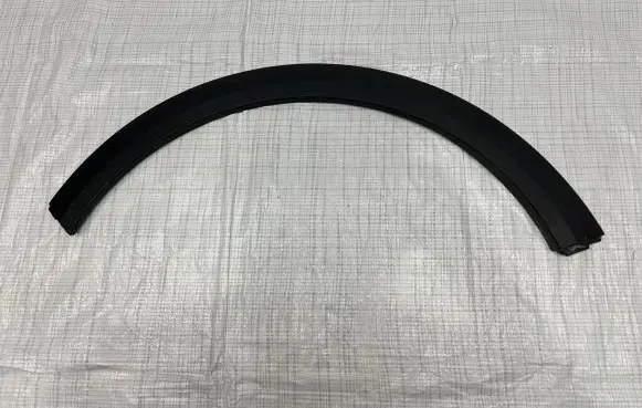 KIA Xceed Rear arch trim 87742-J7CA0