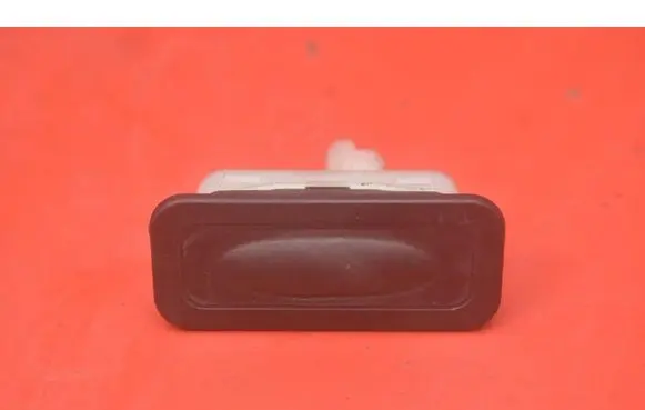 Renault Clio I Tailgate/trunk/boot exterior handle 8200385515A